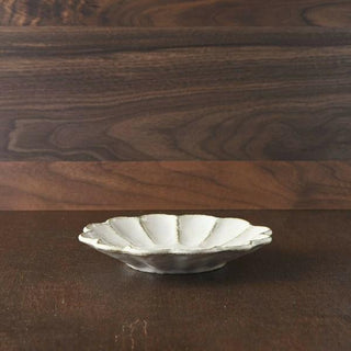 Kaneko Kohyo - Small Plate - White - Rinka Series - Handcrafted Japanese Mino Ware