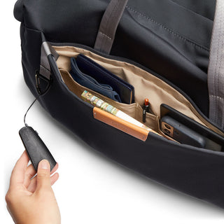 Bellroy Classic Weekender 35L