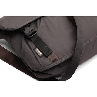 Bellroy Cinch	Messenger