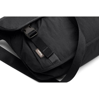 Bellroy Cinch	Messenger Bag