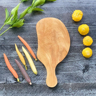 Scents and Feel Olive Wood Curvy Cutting board 12"